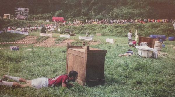 campionatul italian al jocului de a v ati ascunselea a readus la viata un oras fantoma