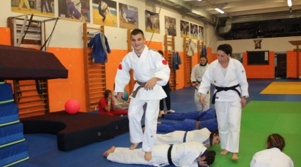 judo romanul alex bologa medaliat cu bronz la jocurile paralimpice