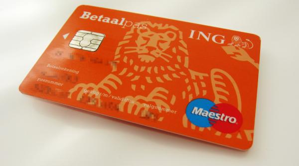 ing pus pe butuci de un amestec de gaze