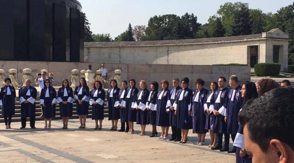 arbitrajul institutionalizat se extinde in romania