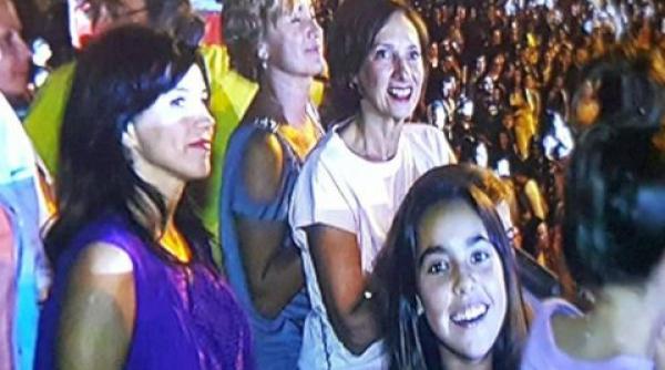 video carmen iohannis a dansat pe melodiile lui smiley si ale trupei voltaj la media music awards