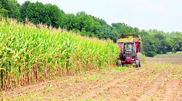 bcr sprijina fermierii