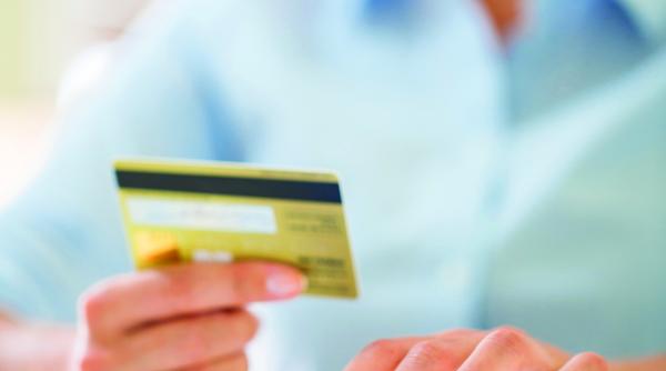 mii de adrese perchezitionate de cyber politisti