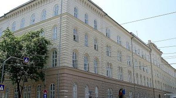 timis protest spontan al grefierilor de la tribunalul timis sunt nemultumiti de conditiile de munca si de salarizare