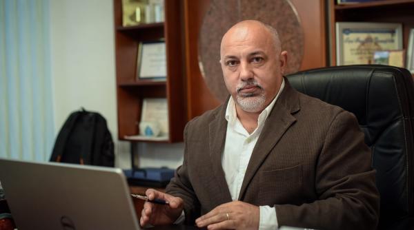 radu dumitru daca pe sticla de apa nu scrie minerala uita de ea