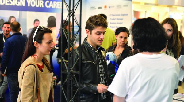 anglia vaneaza studentii romani