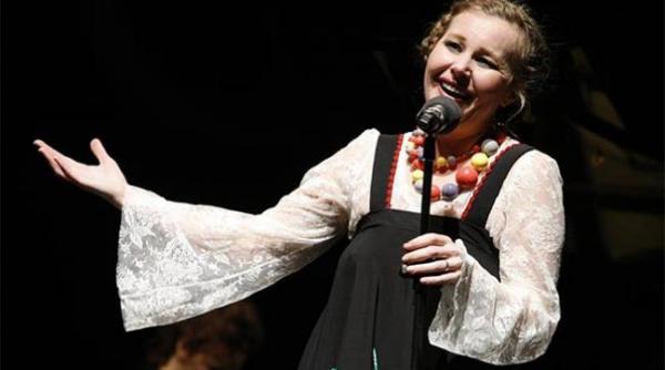 ioan gyuri pascu a murit tania popa gyuri pascu era un om timid dar pe scena ii facea pe oameni sa rada cu lacrimi