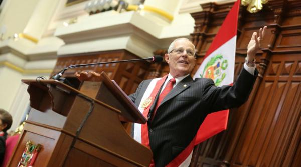 presedintele statului peru ne asigura ca nu e sfarsitul lumii daca fumezi un joint