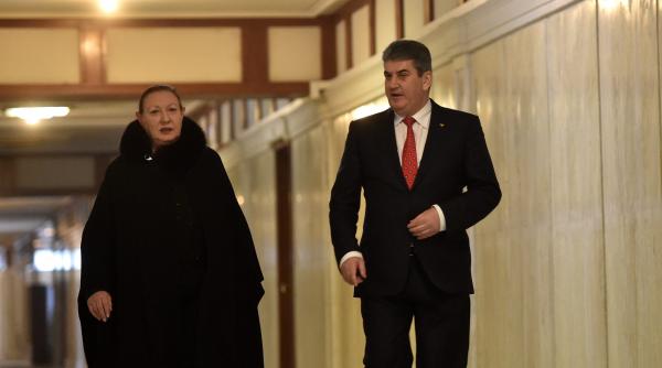 kovesi vrea sa bage a doua fisa in cazul oprea