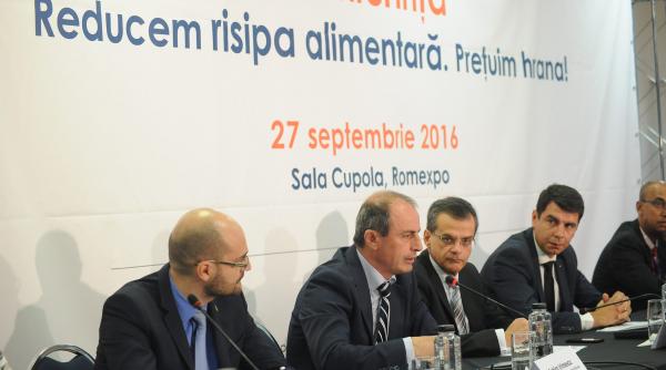 romanii cumpara mancare ca s o arunce