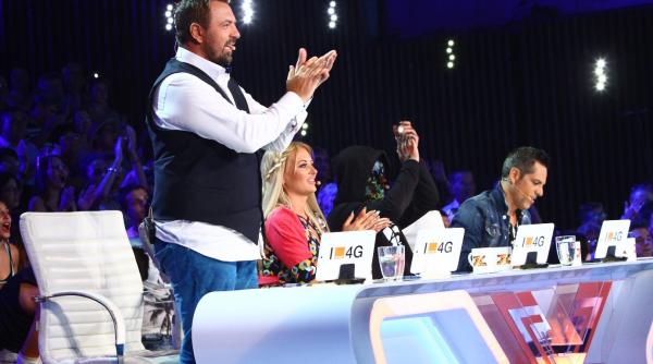 lectii de muzica pentru jurati pe scena x factor