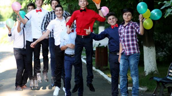 veste buna pentru elevi nu se vor duce la scoala pe 5 octombrie