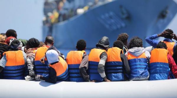 marea mediterana peste 6 000 de migranti salvati intr o singura zi 22 au fost gasiti morti