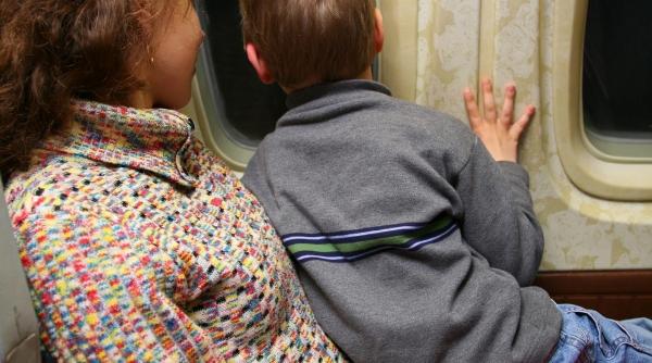 reguli noi pentru iesirea din tara