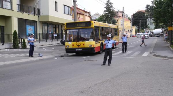 sicanari in traficul din sibiu terminate cu scene violente intre un sofer de autobuz si un procuror