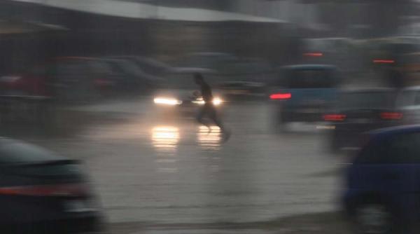 avertizare meteo cod galben de ploi si ninsori in majoritatea regiunilor