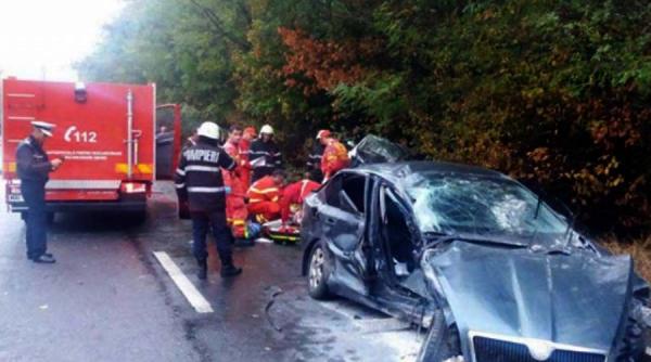 accident cu 2 morti intre costinesti si 23 august