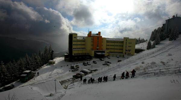 stratul de zapada se apropie de grosimea de 30 cm in prahova