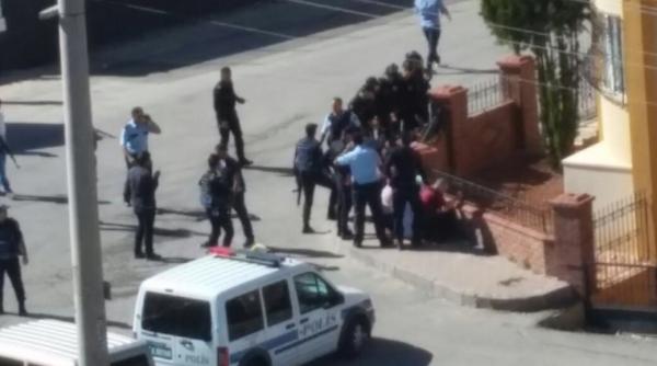 explozie puternica in turcia soldata cu uciderea a trei politisti