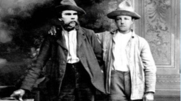 arma celei mai celebre tentative de asasinat din literatura franceza scoasa la licitatie