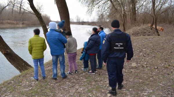 botosani sase cetateni afgani prinsi dupa ce au trecut ilegal frontiera in romania