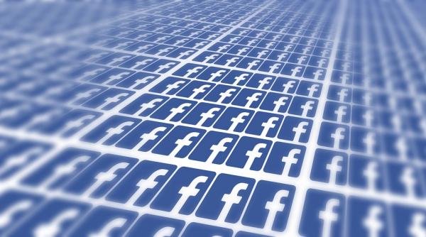 prin intermediul facebook utilizatorii americani vor putea comanda mancare acasa sau cumpara bilete