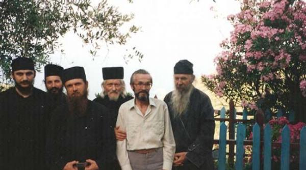 doliu in literatura romaneasca a murit cunoscutul scriitor vasile andru