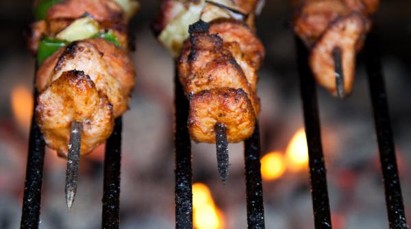 reteta zilei frigarui de pui turcesti