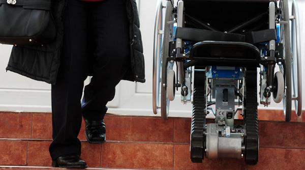 situatie disperata in satu mare asistentii persoanelor cu handicap din comuna hodod neplatiti de 7 luni