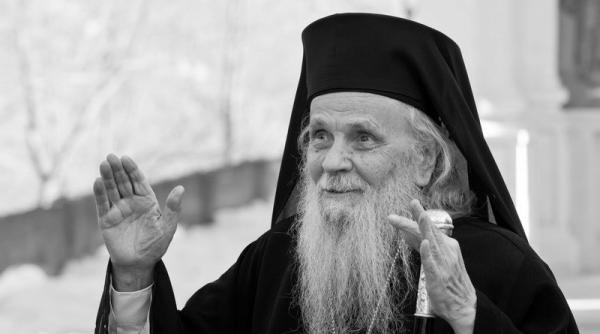 cine a fost justinian chira arhiepiscopul care a murit duminica