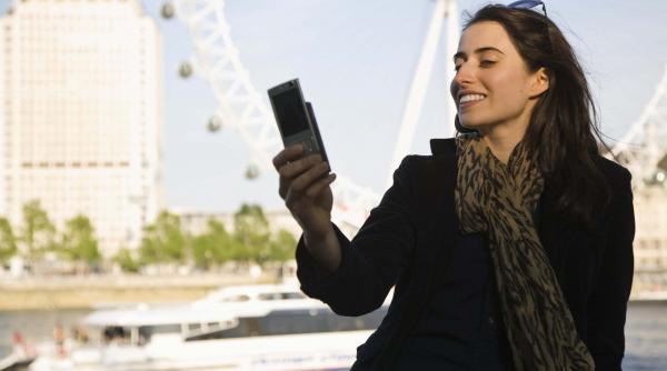 carduri selfie in loc de parola