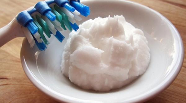 uimitor prepara aceasta pasta de dinti din coji de oua si vei scapa de cariile dentare