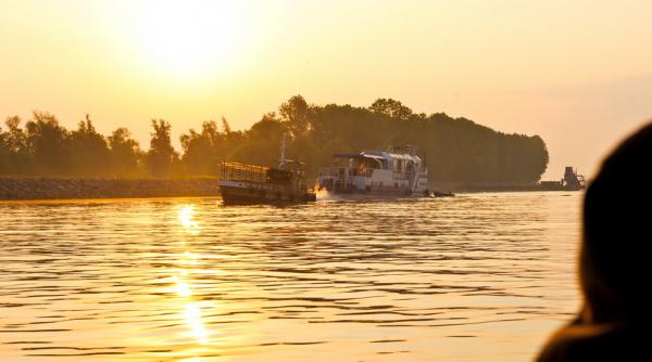 accident naval in delta dunarii soldat cu ranirea a 6 medici din republica moldova