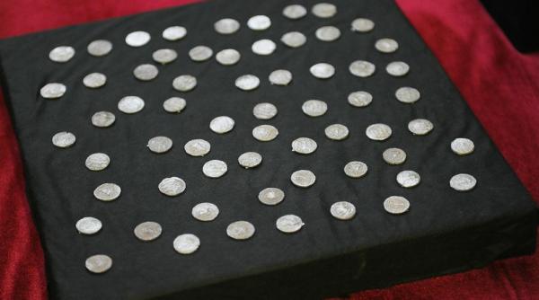 salaj arheologii au gasit o adevarata comoara in cea mai mare asezare dacica