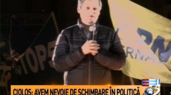 miting pnl dacian ciolos pe scena cu alina gorghiu romania viitorului nu se mai poate construi cu lideri mesianici