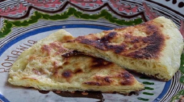 reteta zilei placinta pe piatra
