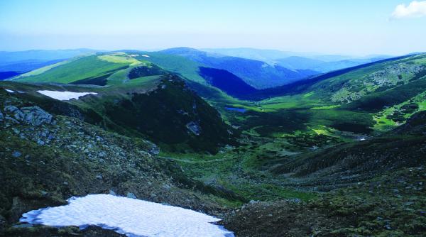 arii protejate ale romaniei parcul natural cindrel