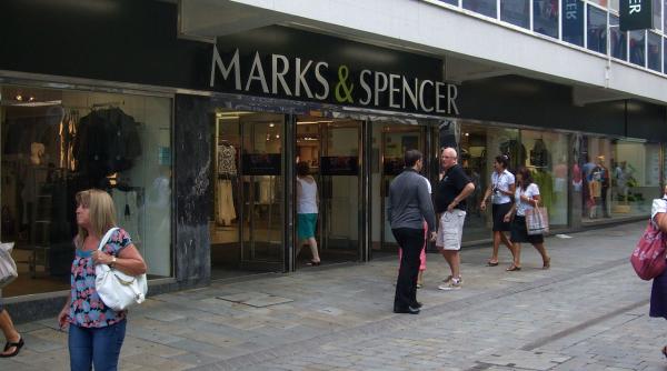 marks spencer intentioneaza sa inchida magazinele din romania