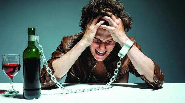 esti alcoolic daca bei doua beri in fiecare zi