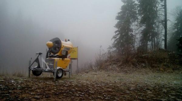 webcam live postavarul si bradul in poiana brasov au fost testate tunurile de zapada