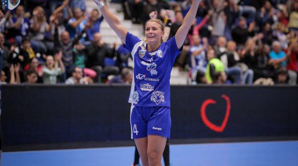 liga campionilor la handbal feminin csm bucuresti castiga la rostov si se califica in grupele principale