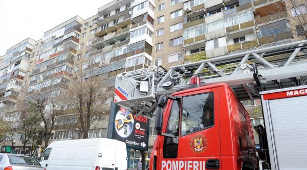 copii evacuati din tabara cu salvamontistii