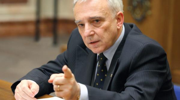 dosar dna pentru imprumutul de la fmi din 2009 traian basescu emil boc mugur isarescu lucian croitoru reclamati