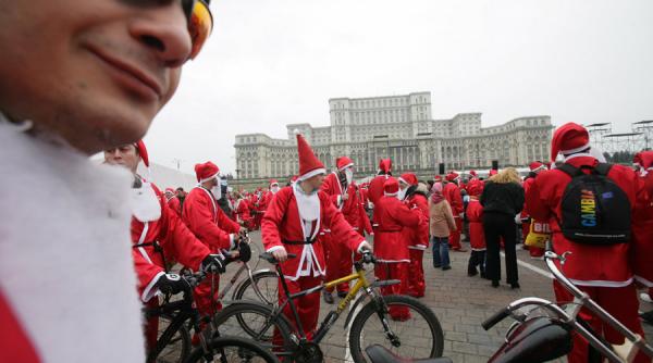 primaria capitalei vrea evenimente de sarbatori in piata constitutiei si centrul vechi