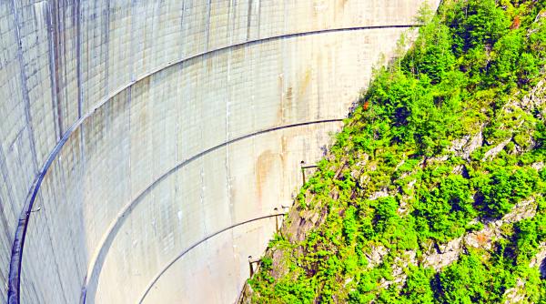 compania hidroelectrica o noua victorie