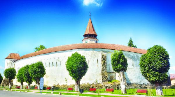 satele sasesti noile perle ale turismului romanesc