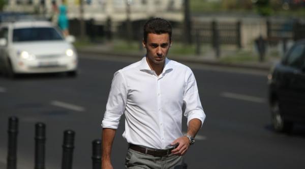 reactia lui mircea badea la retinerea anei maria patru eu pe doamna asta patru o detest o urasc