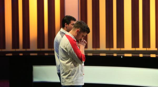 video chefi la cutite el e castigatorul celui de al doilea sezon finala a fost lider de piata