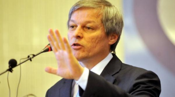 ciolos huiduit de sindicalistii din educatie daca imi cereti sa rezolv intr un an ce nu s a rezolvat in 4 5 ani de zile nu se poate