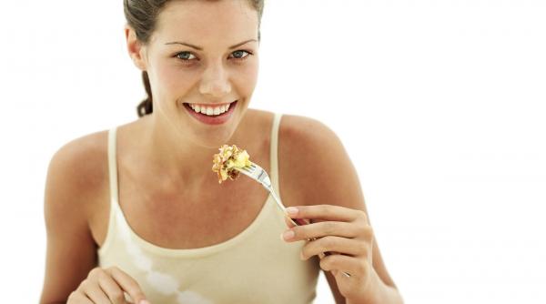 de ce trebuie sa mesteci chiar si apa